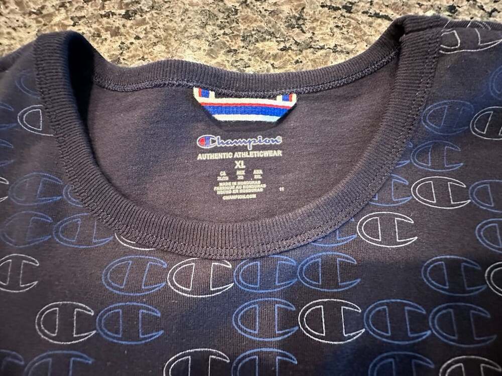 Champion Allover Logo Print Short Sleeve T-Shirt Size XL - Picture 3 of 4